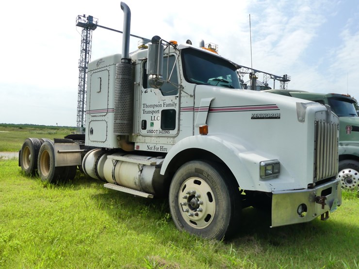 2004-kenworth-t800-image-2