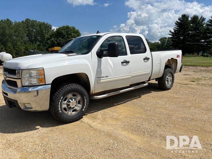 2010-chevy-2500hd-pickup-(dr11857)-image-1