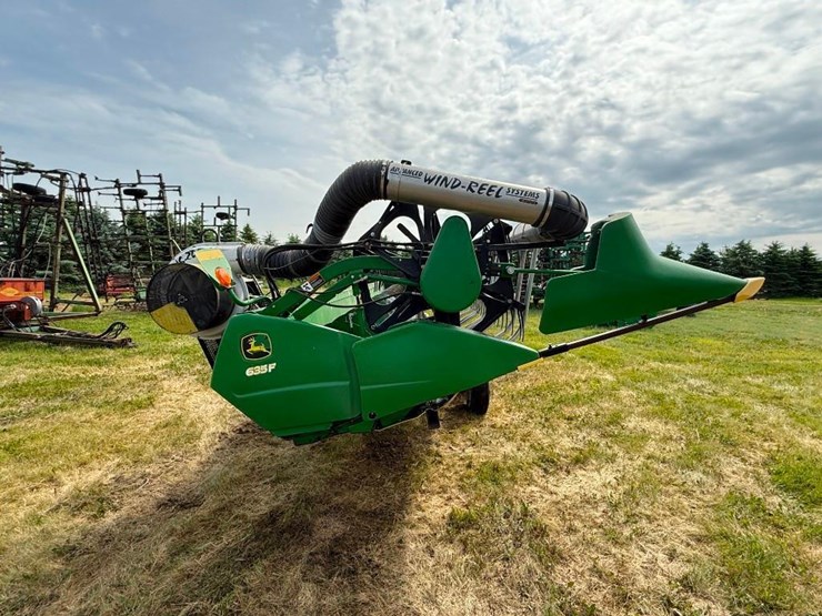 john-deere-635f-image-4