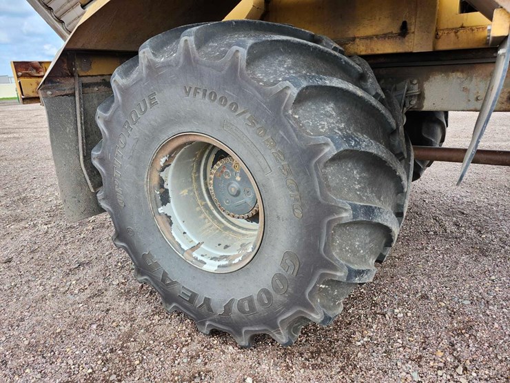 terra-gator-8400-applicator-image-29