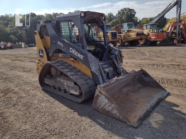 2023-deere-317g-image-38