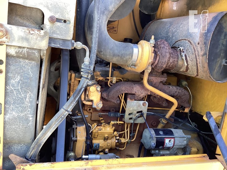 2002-deere-tc44h-image-12