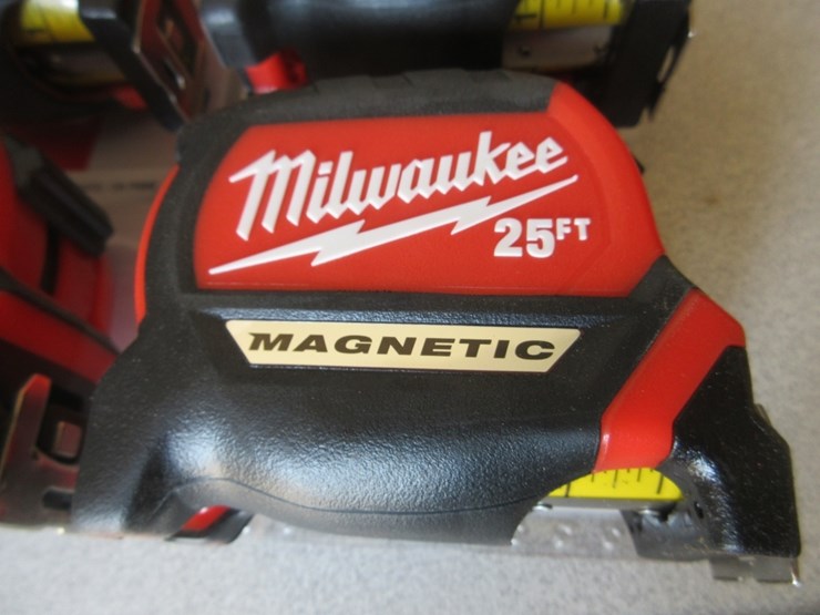 (4)-new-unused-milwaukee-magnetic-tape-measures,-image-3