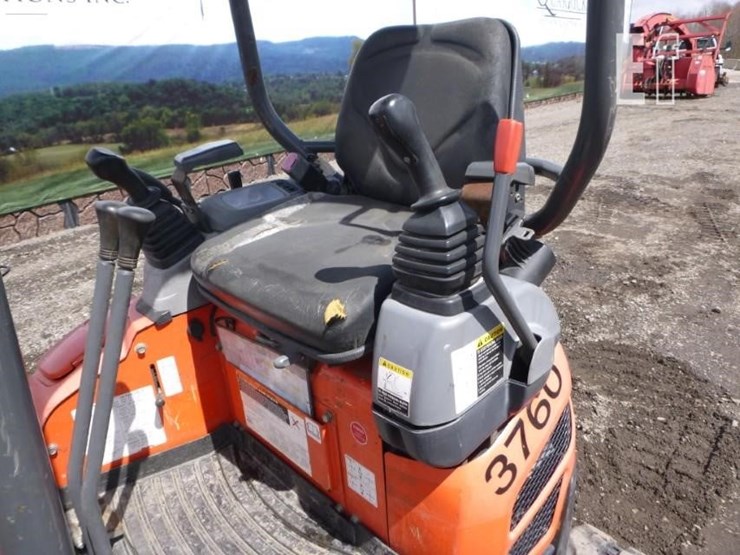 2016-kubota-u17-image-12