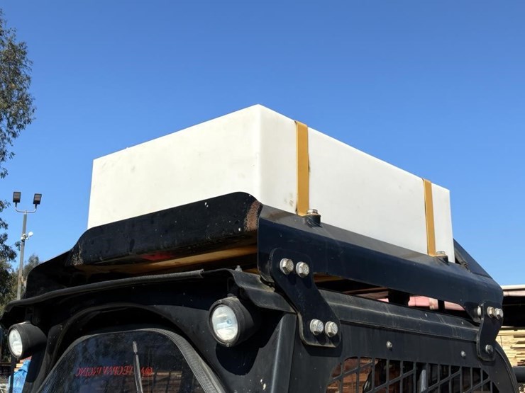 2015-caterpillar-272d-xhp-image-9