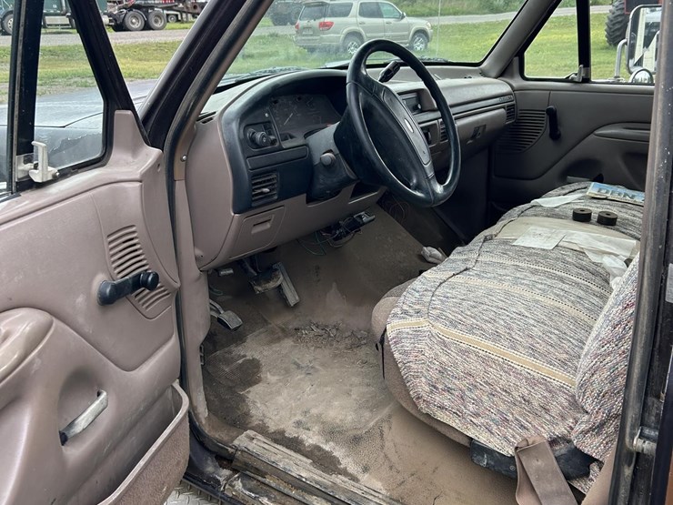 1992-ford-f450-image-10