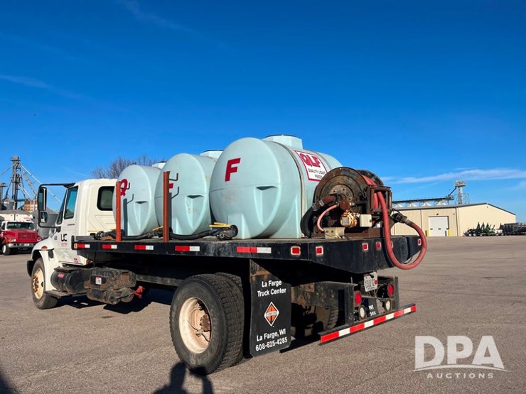 2007-international-durastar-4300-image-10