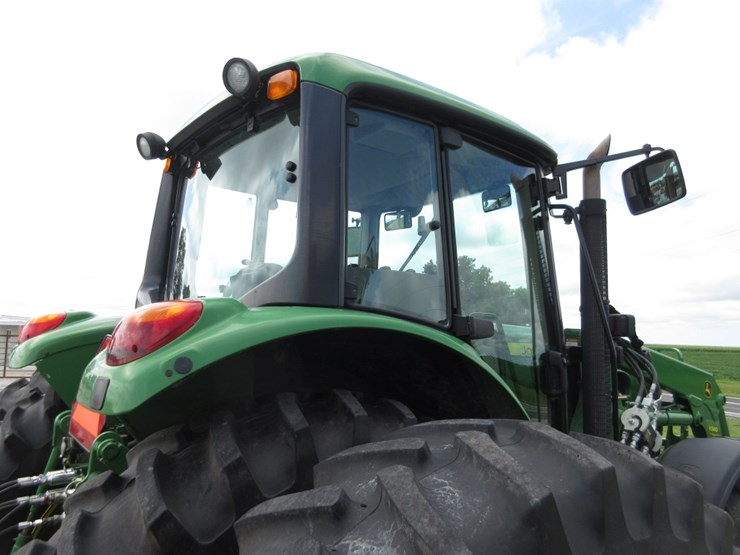 john-deere-7130-image-7