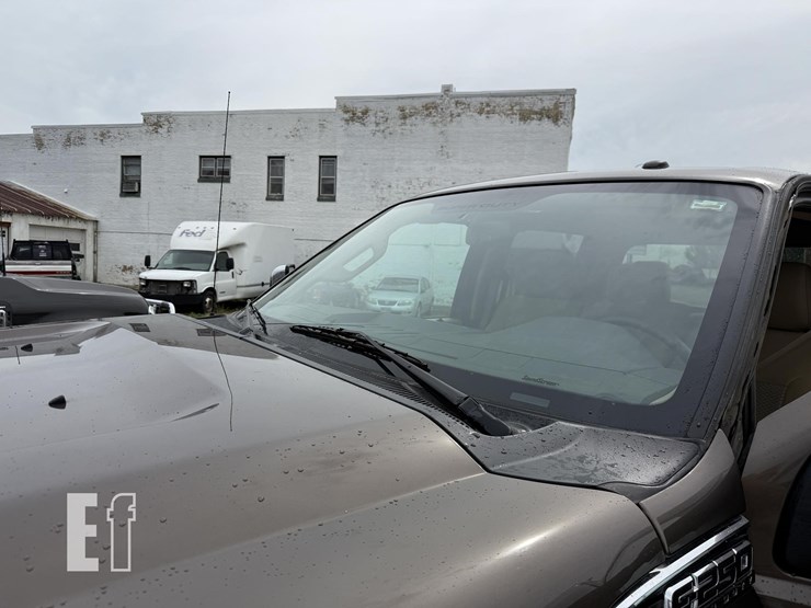 2016-ford-f250-xlt-image-4