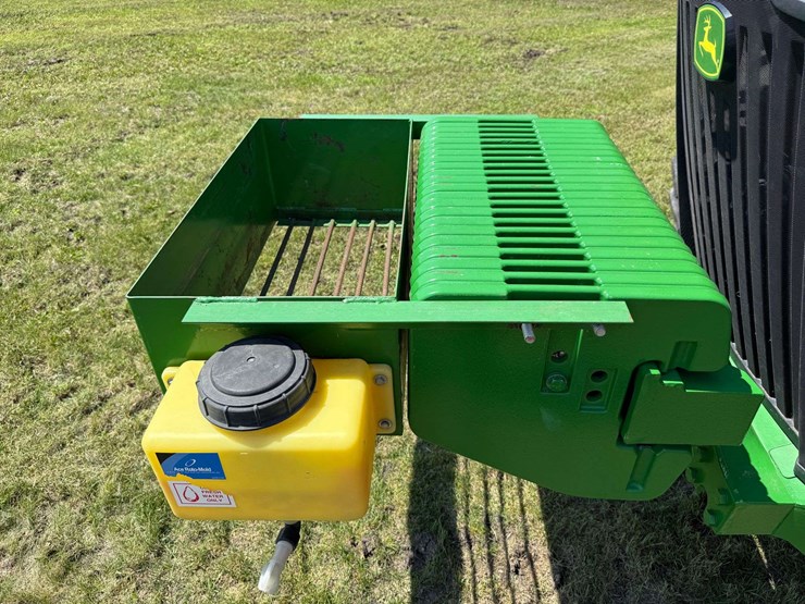 2021-john-deere-8r-340-image-25