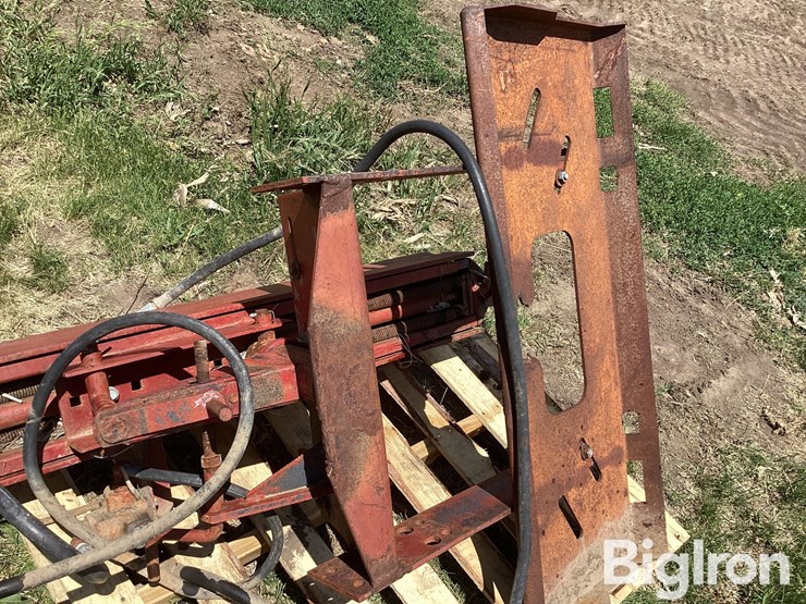 skid-steer-post-driver-image-13