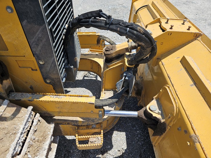 2016-deere-450j-lgp-image-24