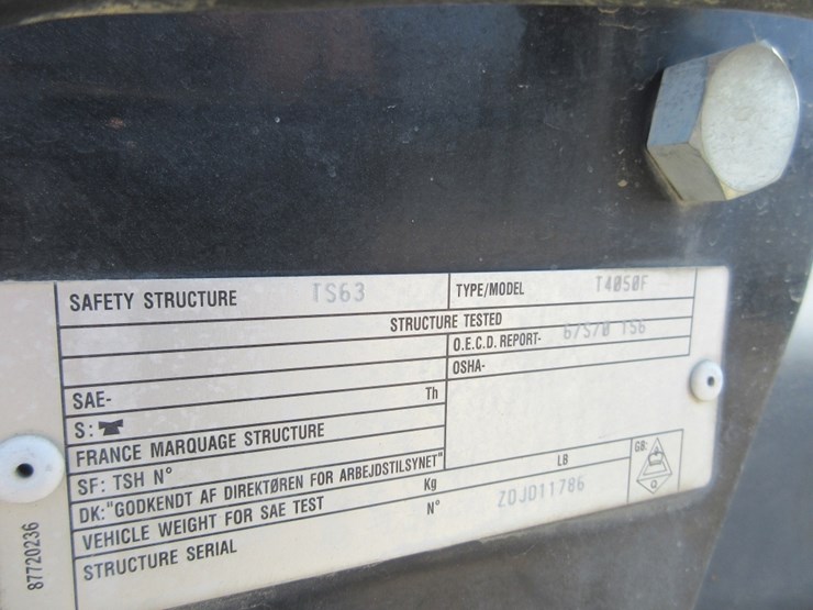 new-holland-t4050f-image-19