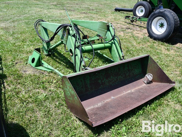 john-deere-148-image-3