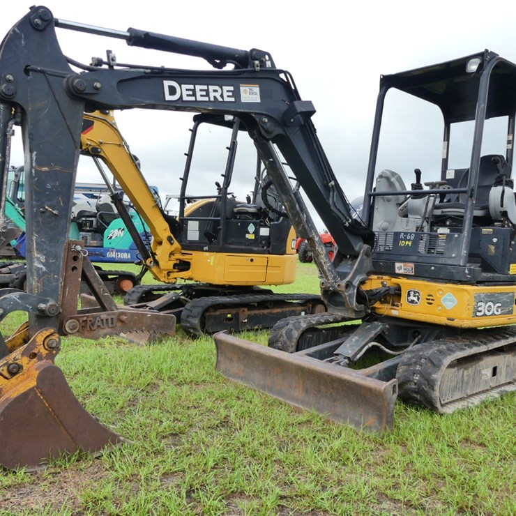 2018 DEERE 30G