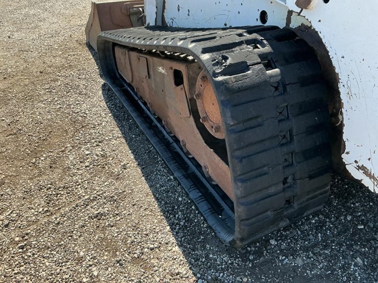 bobcat-t250-image-18