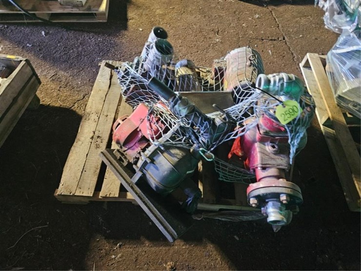 #2590-•-pallet-of-pumps-image-6
