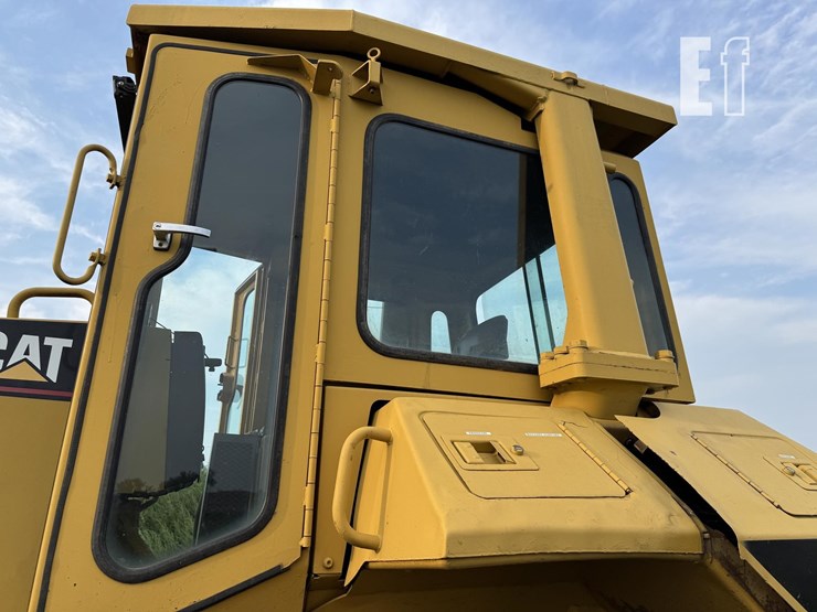 caterpillar-d6m-image-27