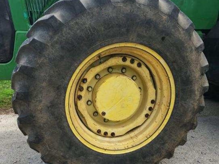 2000-john-deere-8310-image-14