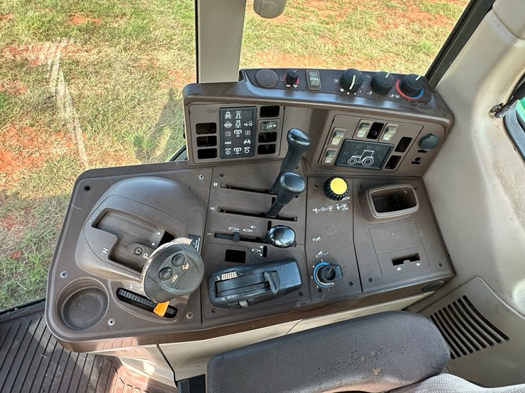 2007-john-deere-7320-image-23
