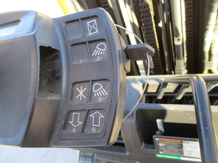 2017-hyster-s30ft-image-9