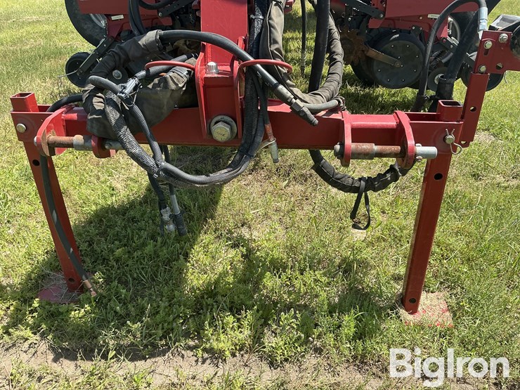 2013-case-ih-1250-image-9