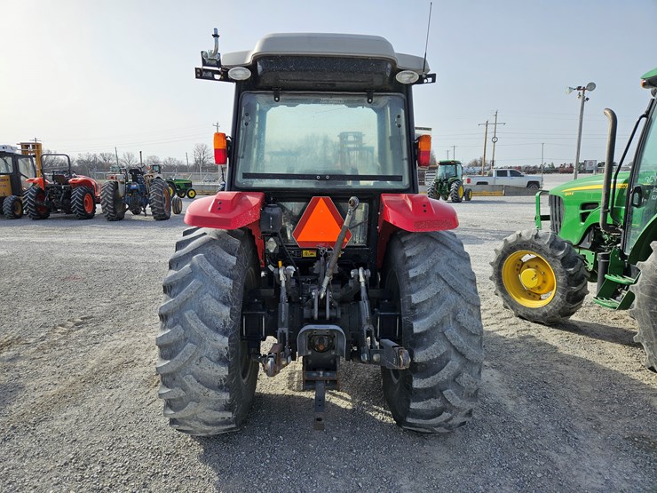 2013-massey-ferguson-4608-image-13