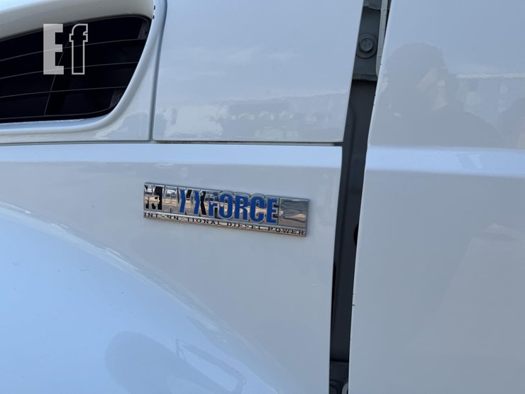 2008-international-bus-1049-image-12