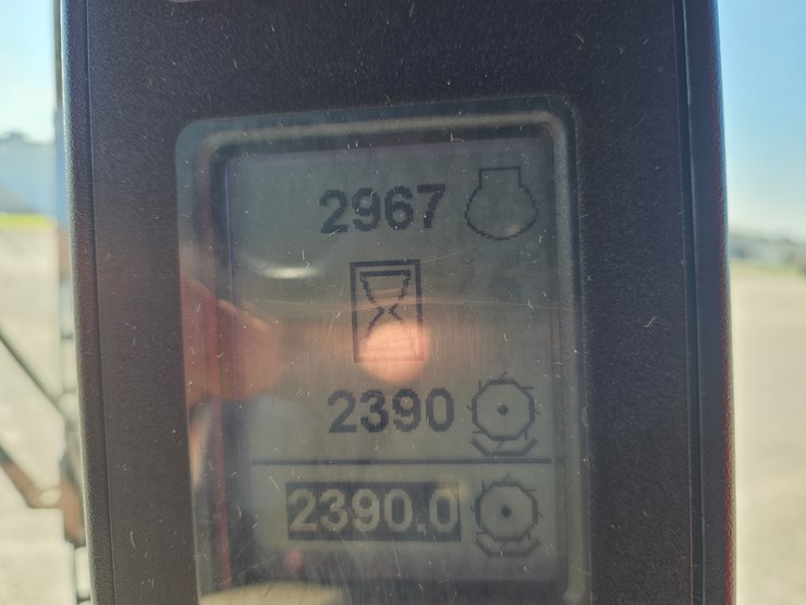2009-case-ih-6088-image-11