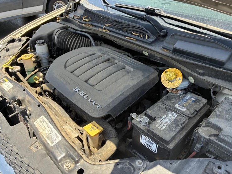 2015-dodge-grand-caravan-image-7