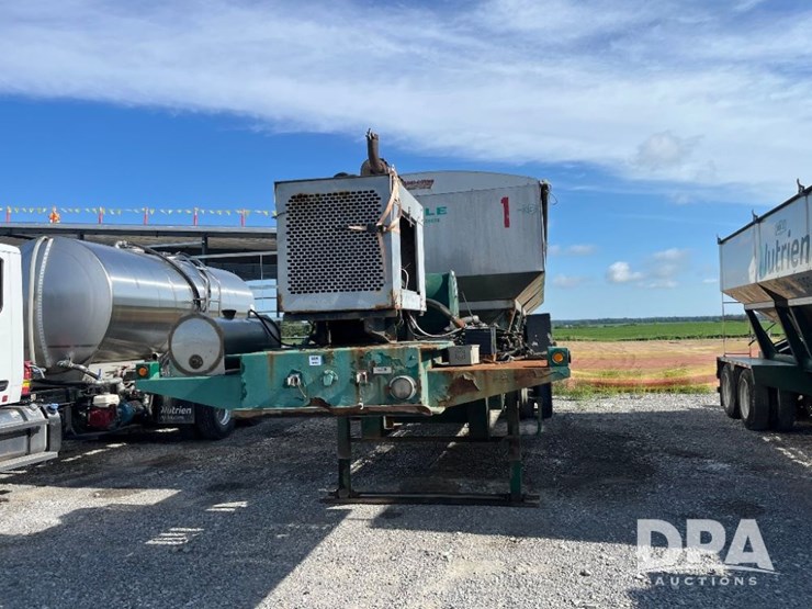 2013-b-b-dry-tender-trailer-(jn2474,-unit-00038)-image-2
