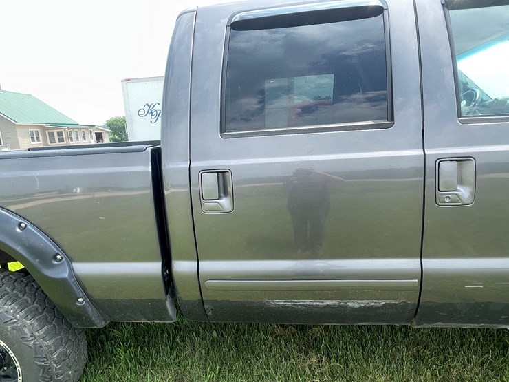 2004-ford-f350-image-31