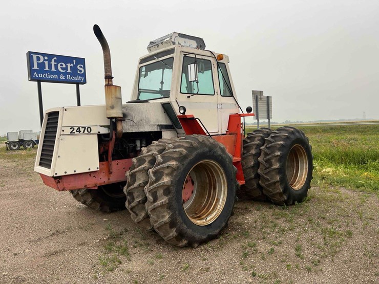 1975-case-2470-tractor-image-1