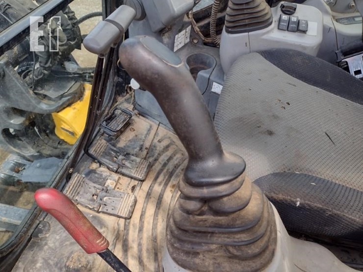 deere-60g-image-13