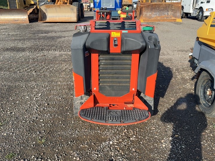 2015-ditch-witch-sk850-image-9