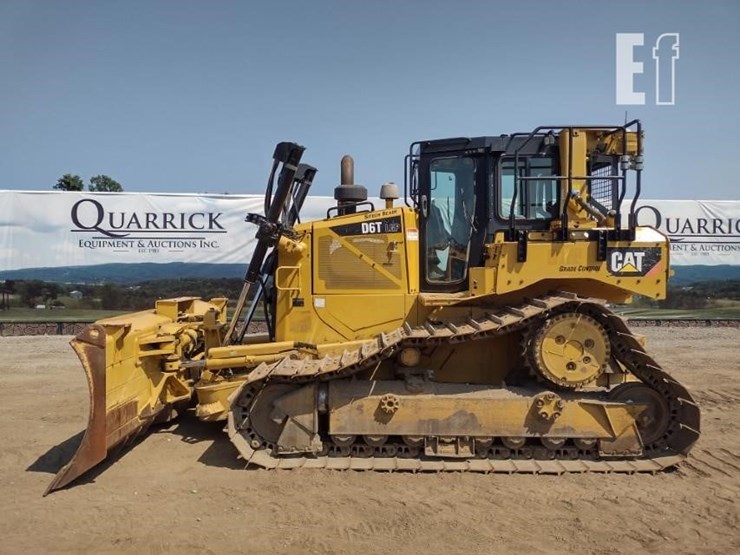 2018-caterpillar-d6t-lgp-image-1