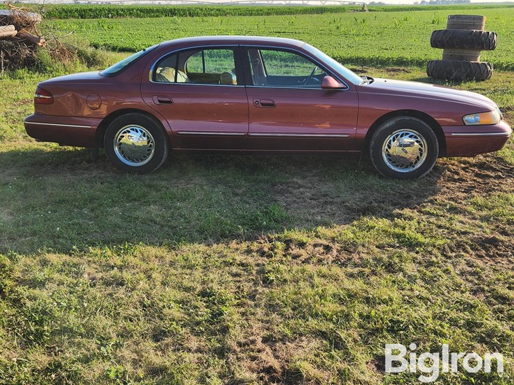 1995-lincoln-continental-4-door-sedan-image-4
