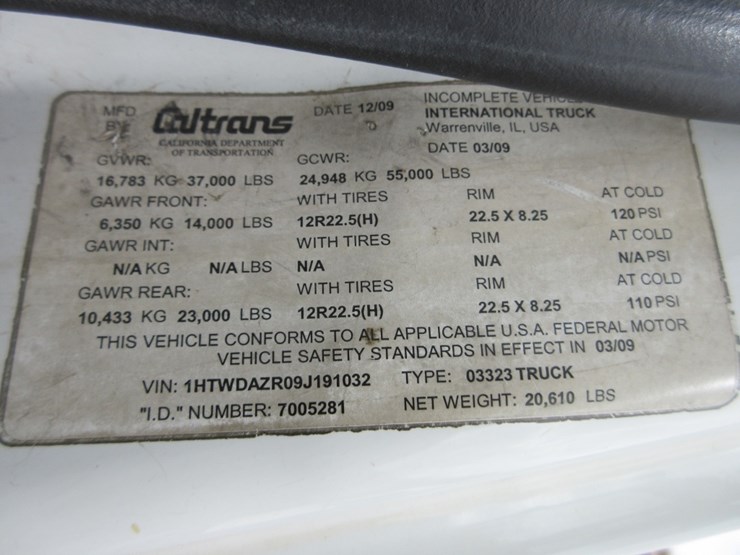 2009-international-7400-image-19