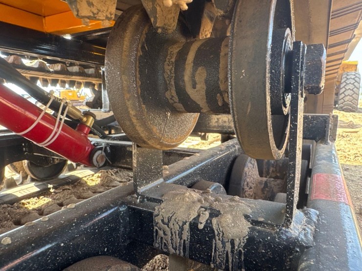 2024-ingersoll-rand-ird25-hyd-track-dumper-image-12