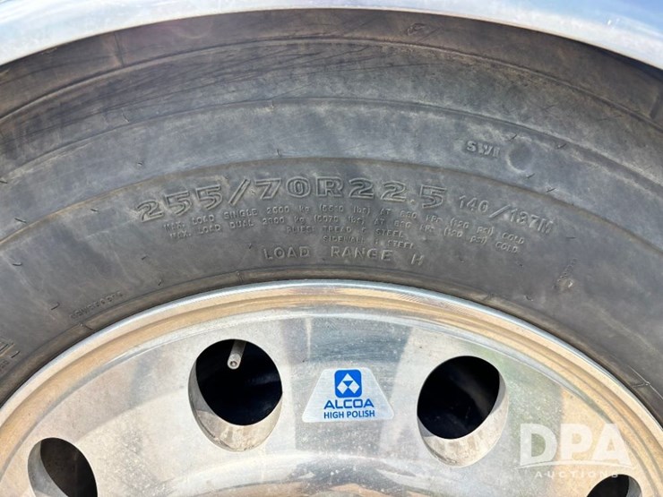 2014-kenworth-t660-image-34