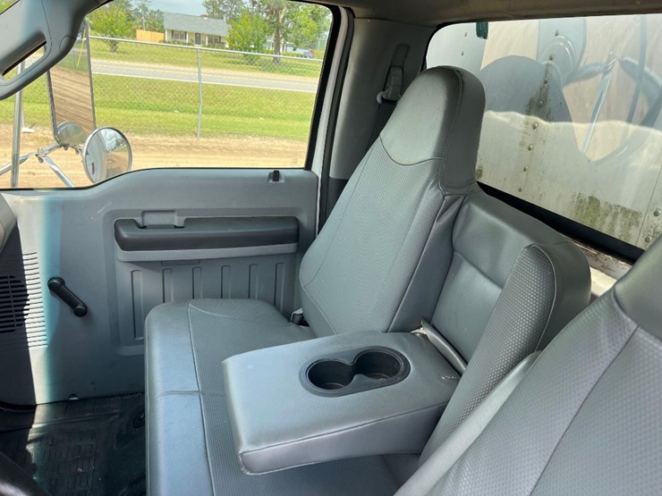 2012-ford-f650-image-34