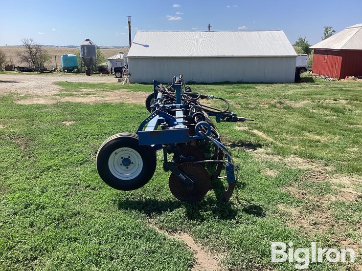 9-shank-folding-anhydrous-applicator-image-4
