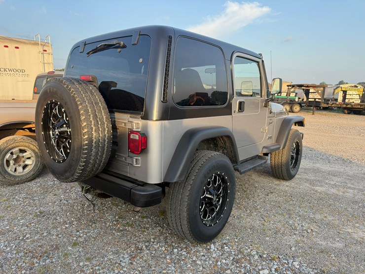 2000-jeep-wrangler-image-4