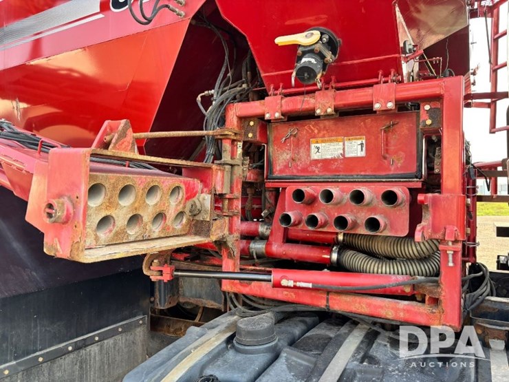 case-ih-titan-4530-image-61