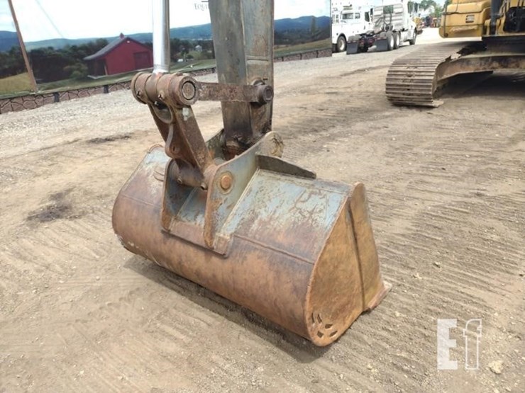 deere-210g-lc-image-16
