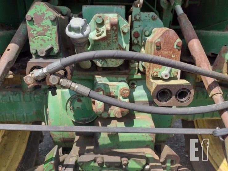 john-deere-4240-image-24