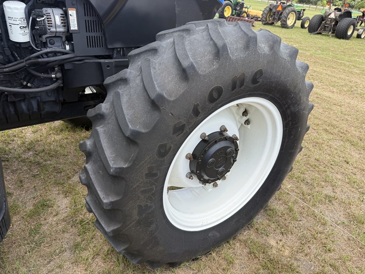 new-holland-ts6.140-image-4
