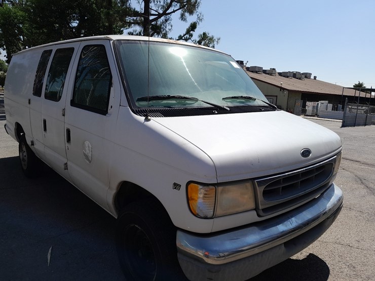 ford-e250-image-1