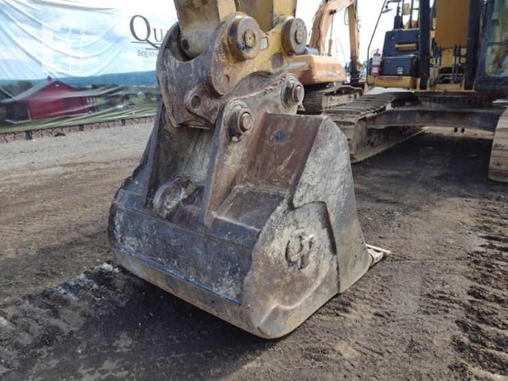 2013-caterpillar-329el-image-17
