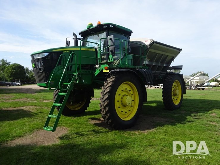 2016-john-deere-r4045-image-10
